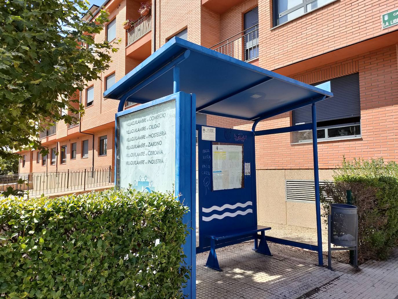 El PSOE de Villaquilambre insta a la Junta a reducir en un 50% el bonobús en el municipio.