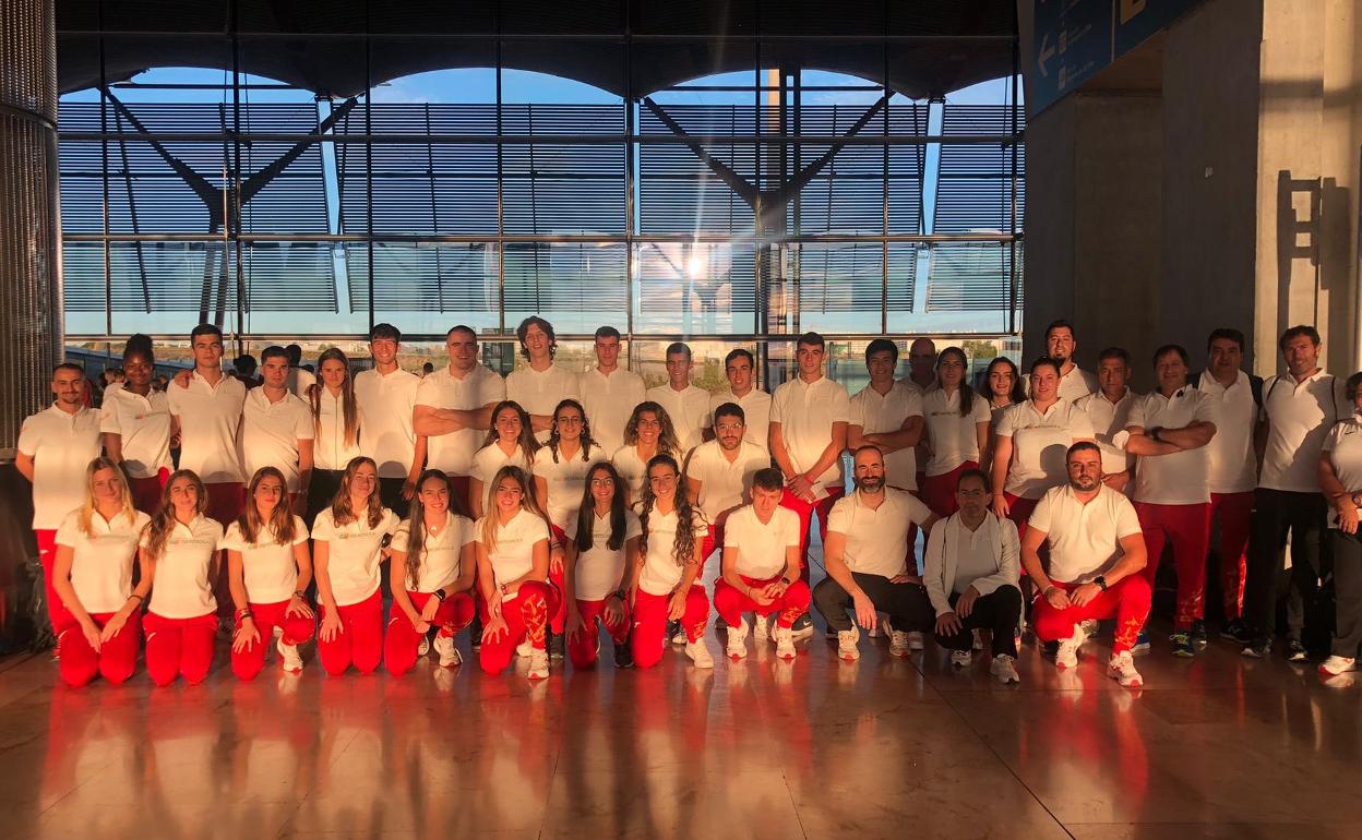 Imagen del equipo nacional de atletismo en los Campeonatos de la Unión Mediterránea en los que ha participado Dani Ámez en salto de longitud.