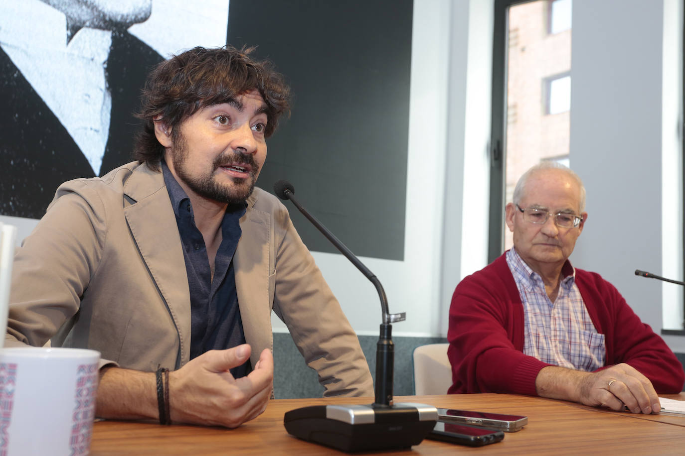 Presentación del libro 'Parábolas. Cuentos de las comarcas leonesas'.