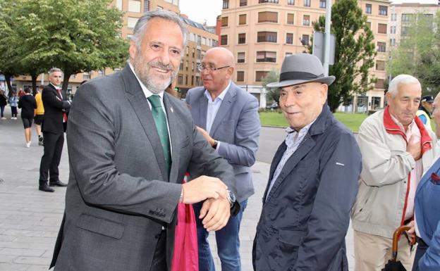 Las Cortes y la Junta muestran su «orgullo» por vivir el centenario de la Cultural