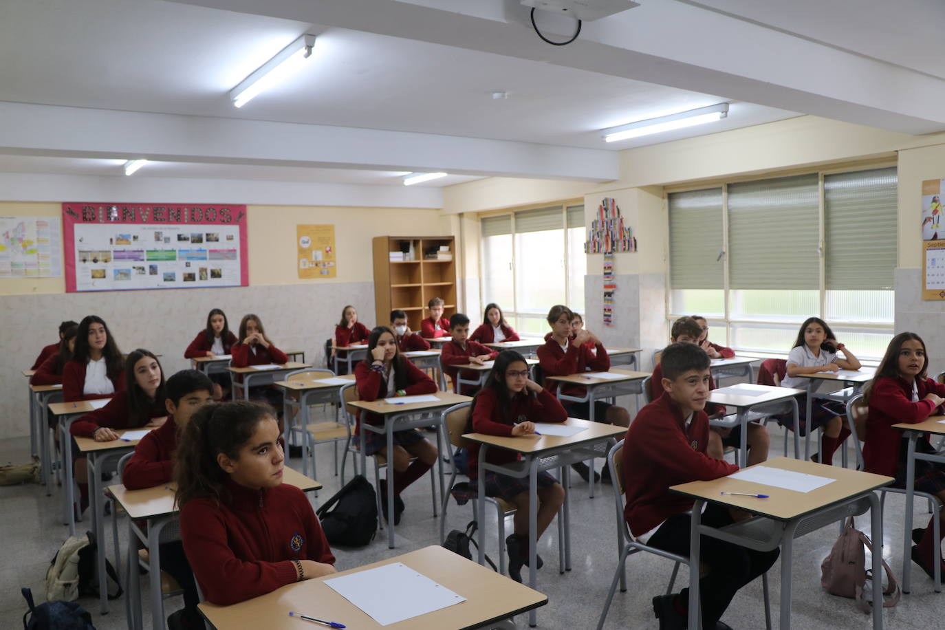 Inicio de curso para los alumnos de la ESO y Bachillerato del colegio Leonés.