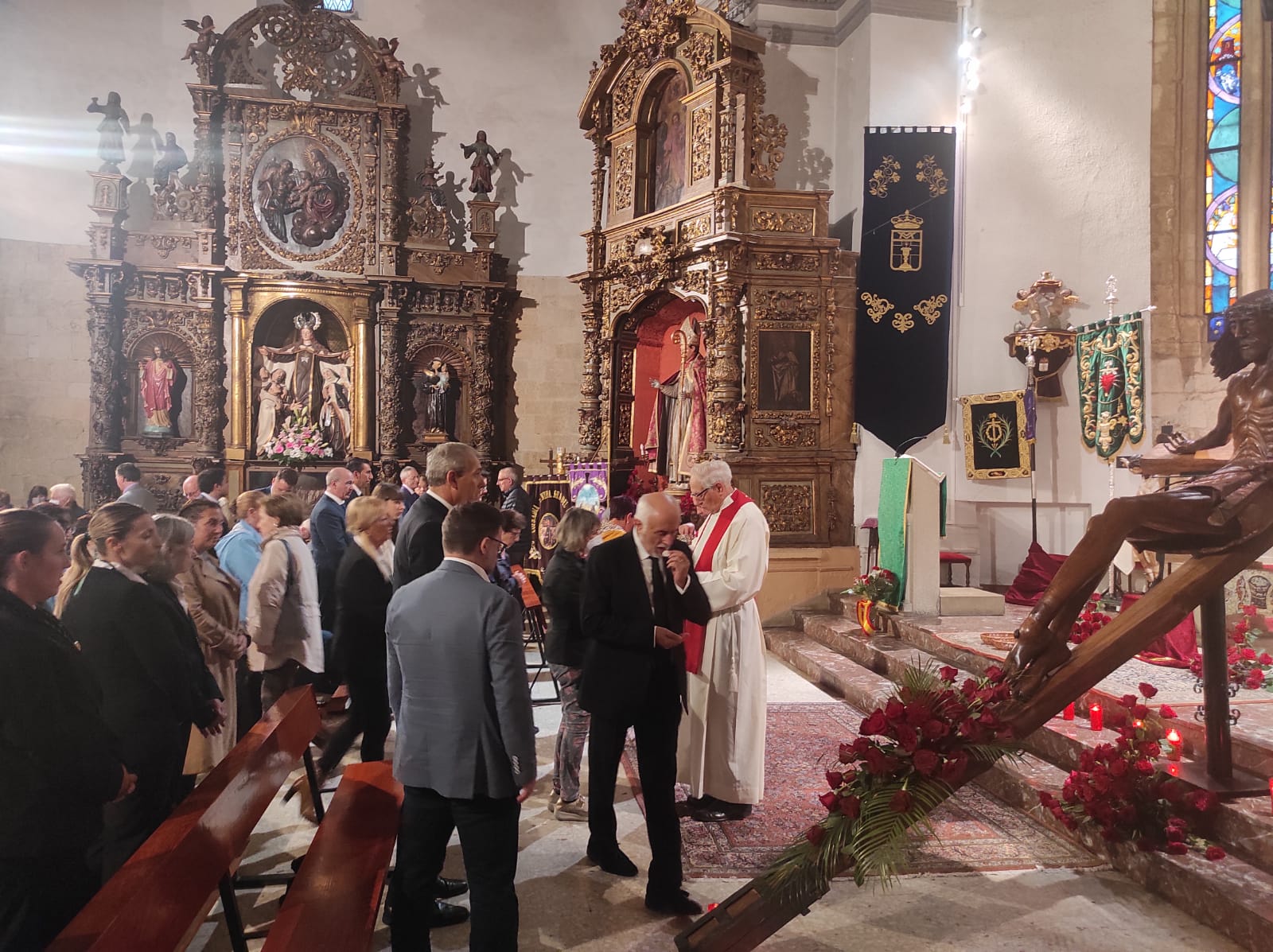 Exaltación de la Santa Cruz en la parroquia de San Martín.