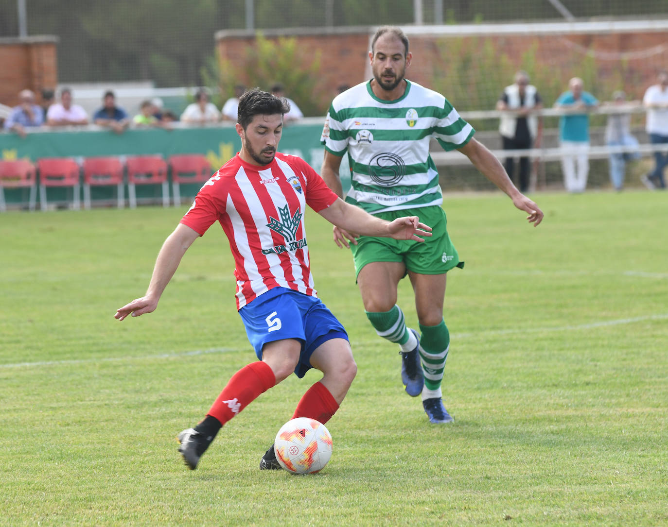 Fotos: Partido entre el Tordesillas y La Virgen