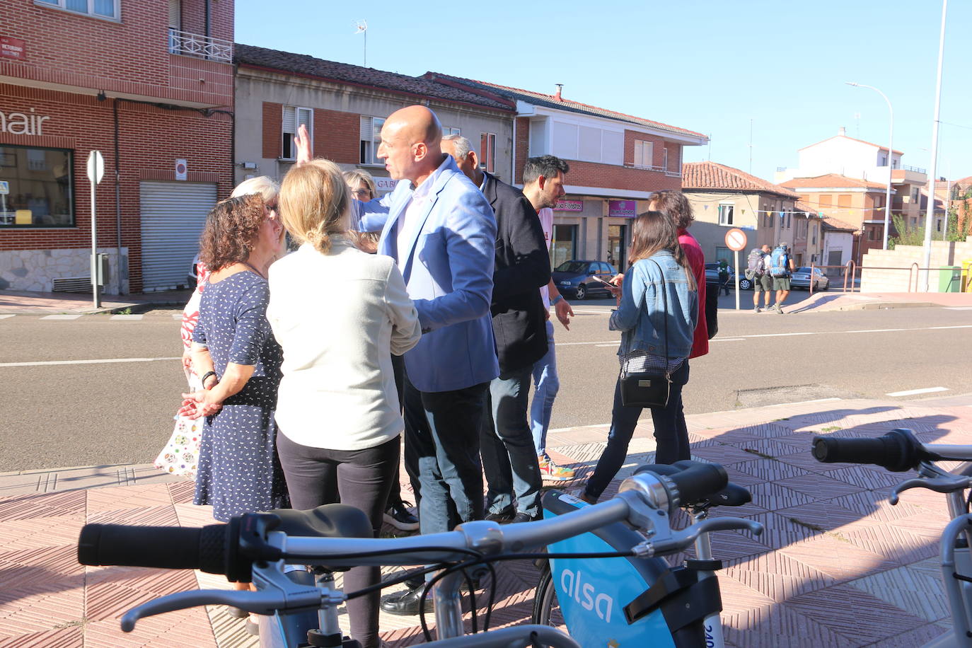 Presentación de la nueva estación de préstamo de bicicletas en Puente Castro.