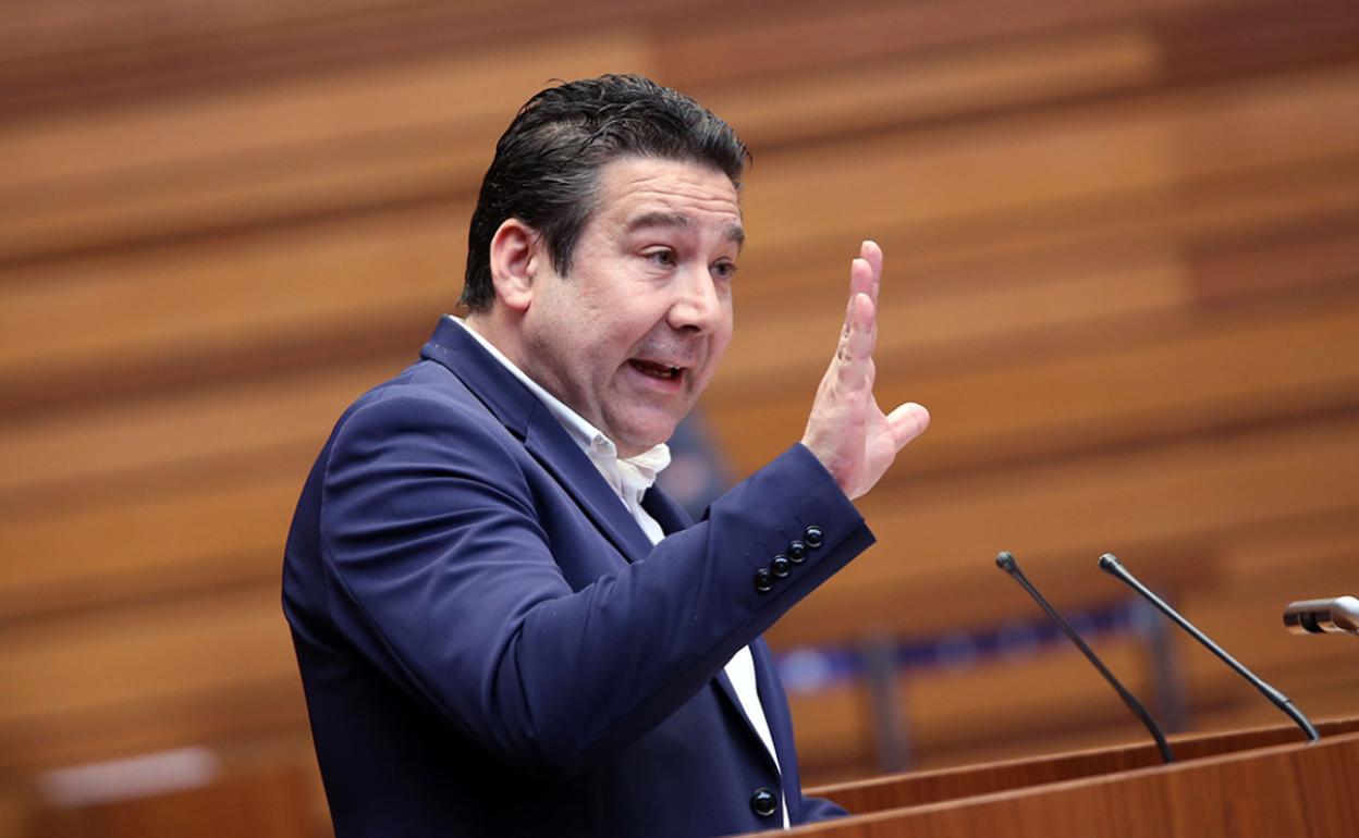 Luis Mariano Santos, portavoz de UPL en las Cortes de Castilla y León.