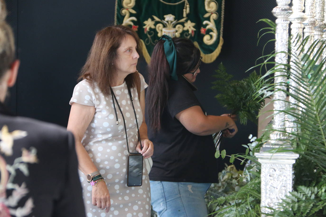 Fotos: Las cofradías preparan sus pasos para la procesión magna