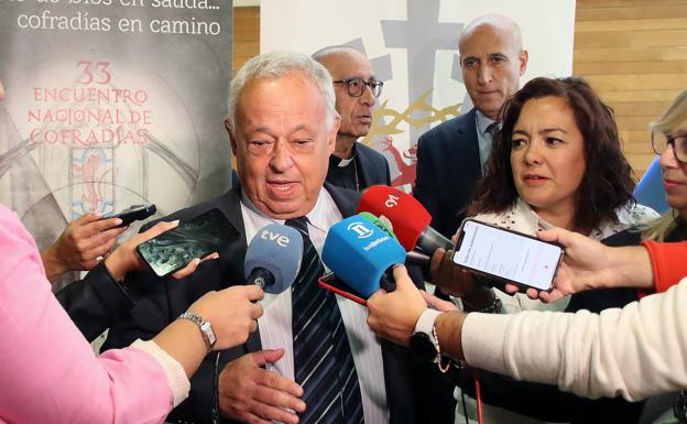 Gonzalo Santonja, consejero de Turismo, en un acto en León.