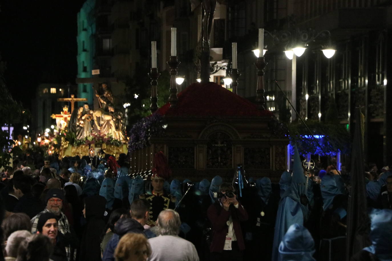 El 33 Encuentro Nacional de Cofradías celebra la magna procesión' 'Passio Legionensis' como acto central de su programación.