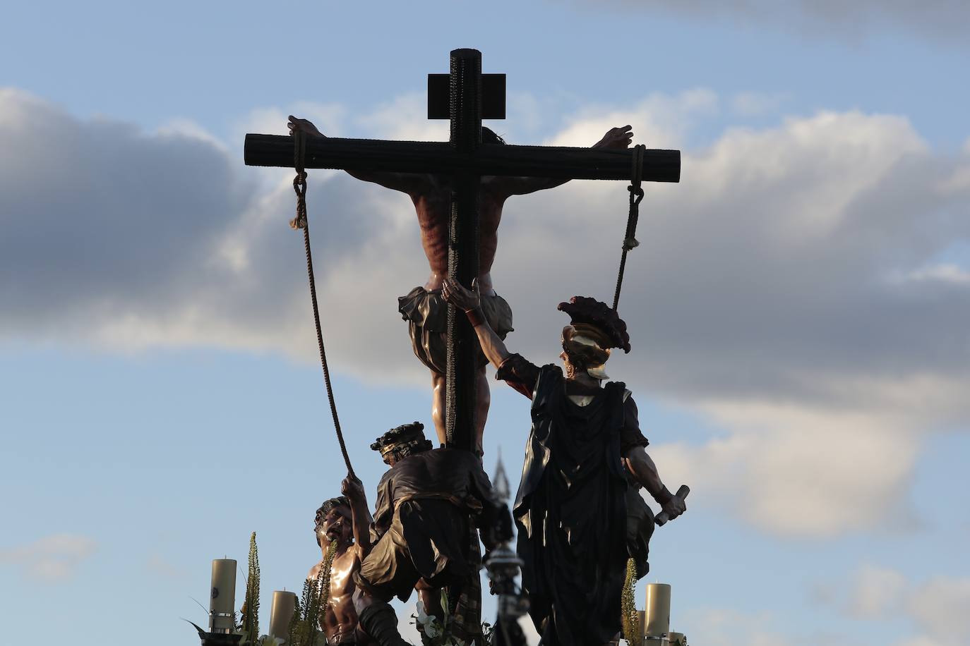 El 33 Encuentro Nacional de Cofradías celebra la magna procesión' 'Passio Legionensis' como acto central de su programación.