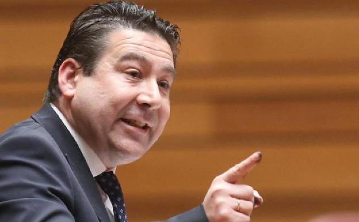 Luis Mariano Santos, procurador leonesista en las Cortes de Castilla y León.