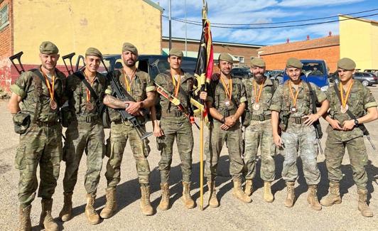 El militar leonés Abel Alonso, durante su ejercicio de tiro. 