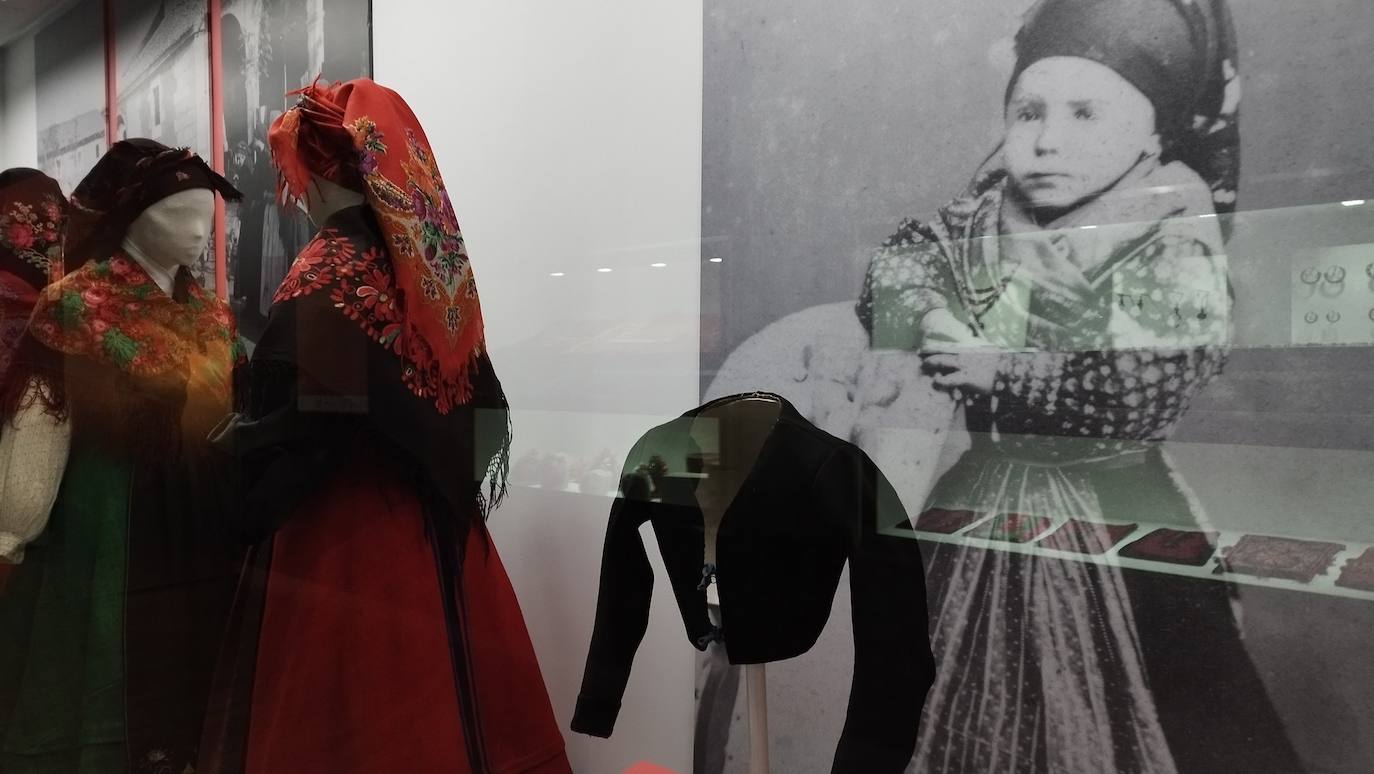 Fotos: &#039;Pervivencias&#039;, la nueva exposición del MITLE abre sus puertas