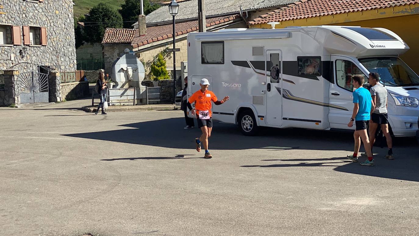 Alrededor de 200 corredores participan en el V Trail de Mampodre.