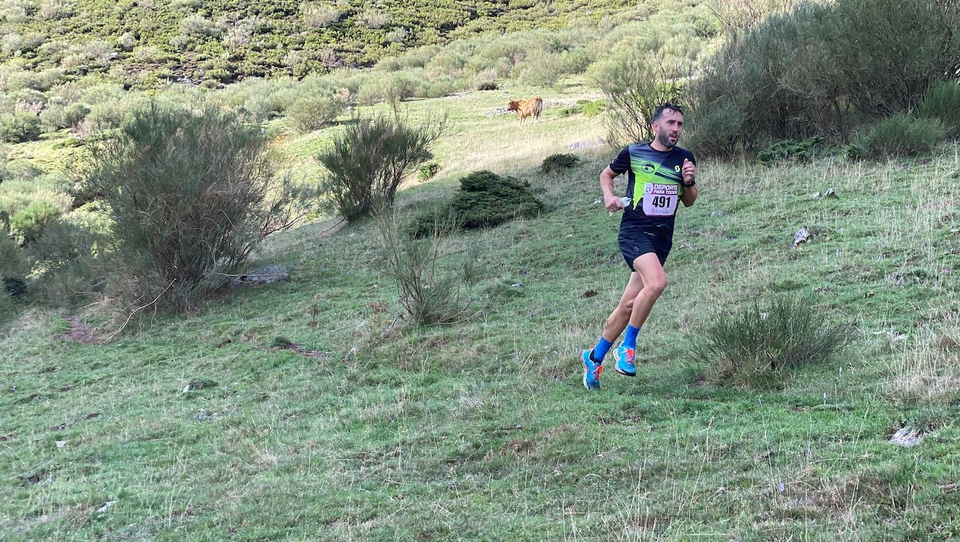 Alrededor de 200 corredores participan en el V Trail de Mampodre.