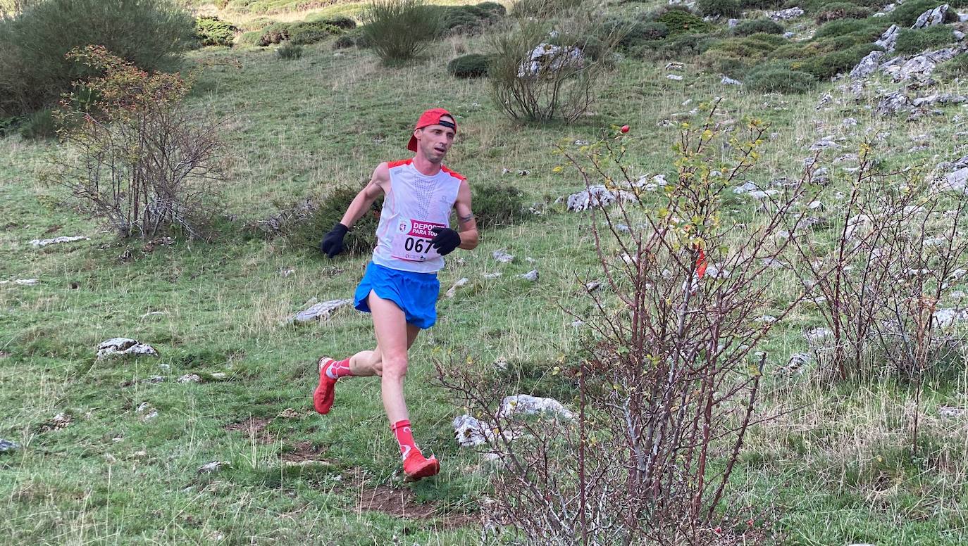 Alrededor de 200 corredores participan en el V Trail de Mampodre.