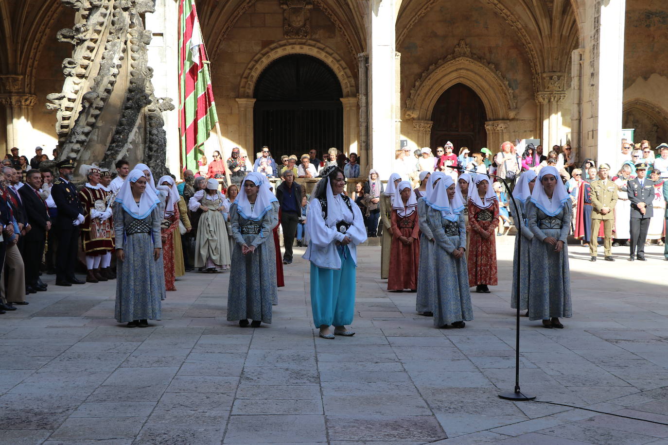 Acto de las Cantaderas durante las fiestas de San Froilán.