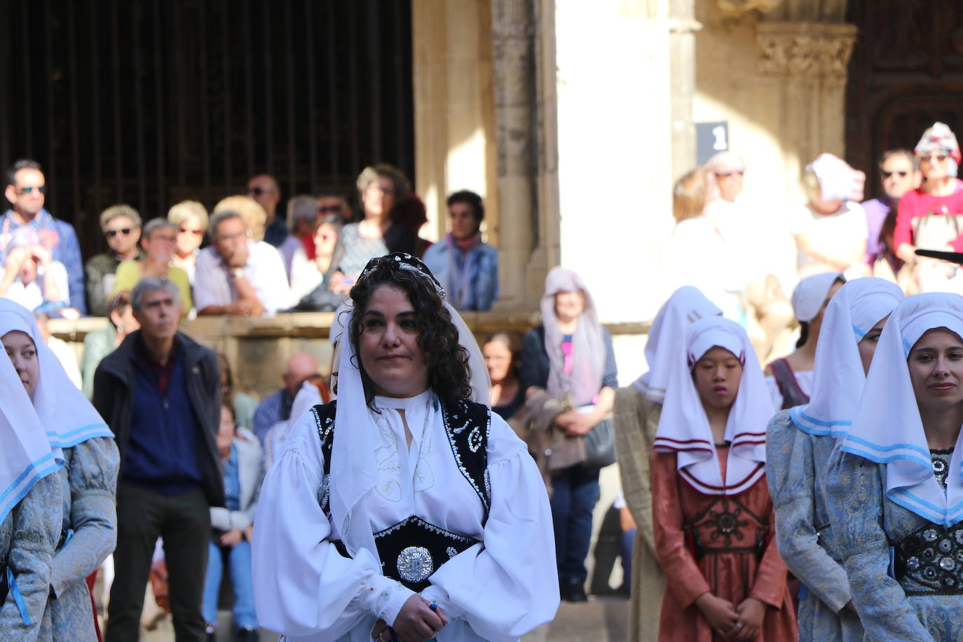 Acto de las Cantaderas durante las fiestas de San Froilán.