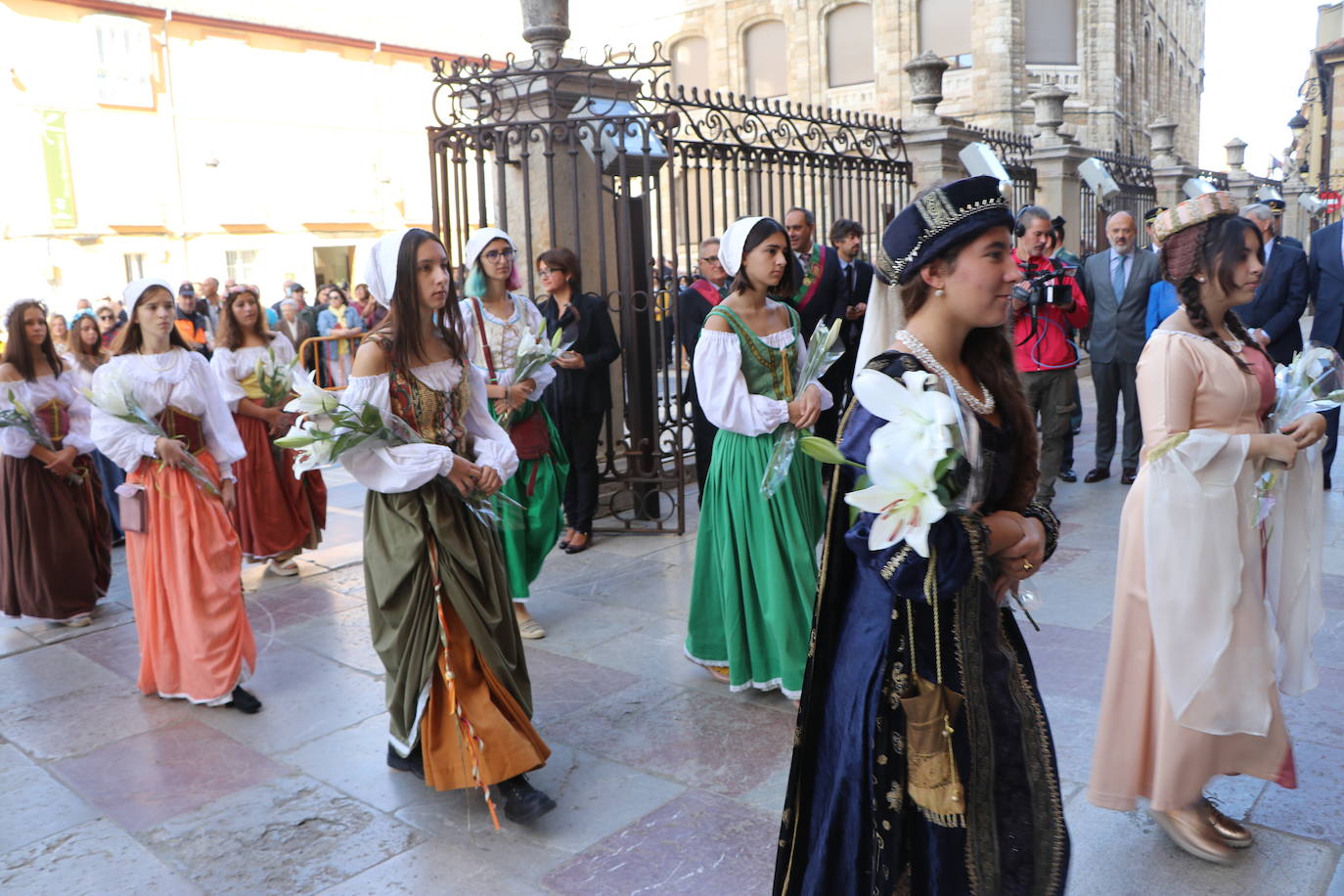 Acto de las Cantaderas durante las fiestas de San Froilán.