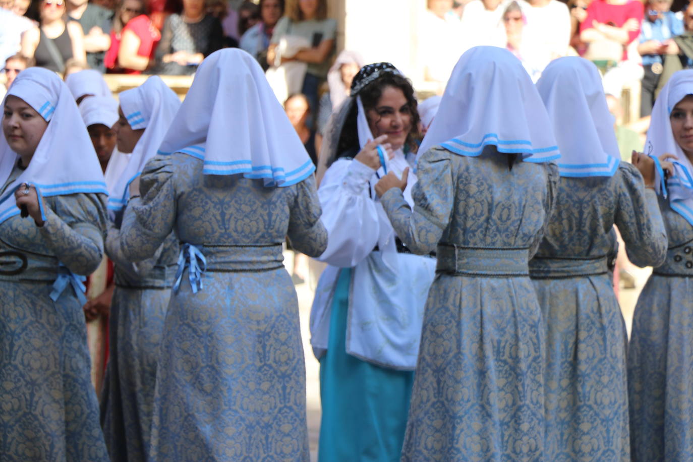 Acto de las Cantaderas durante las fiestas de San Froilán.