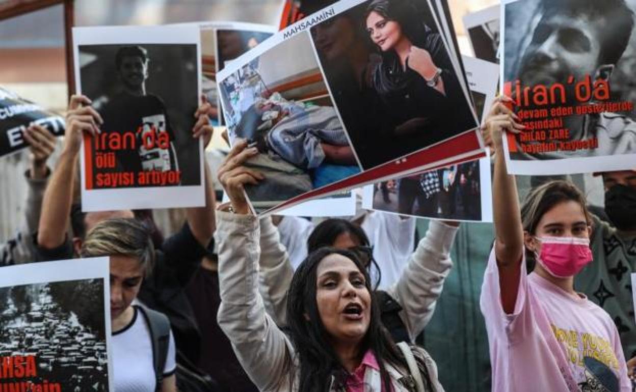 Una marcha en 'topless' recorrerá las calles de León en apoyo a las mujeres de Irán