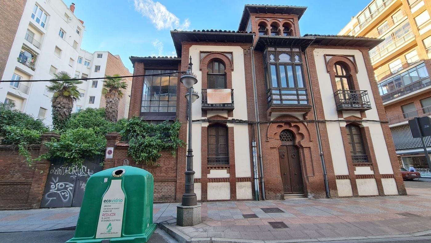 Tras meses de negociaciones un neurocirujano leonés llega a un acuerdo con la propiedad para hacerse con este inmueble protegido en una operación que alcanzará los diez millones de euros.