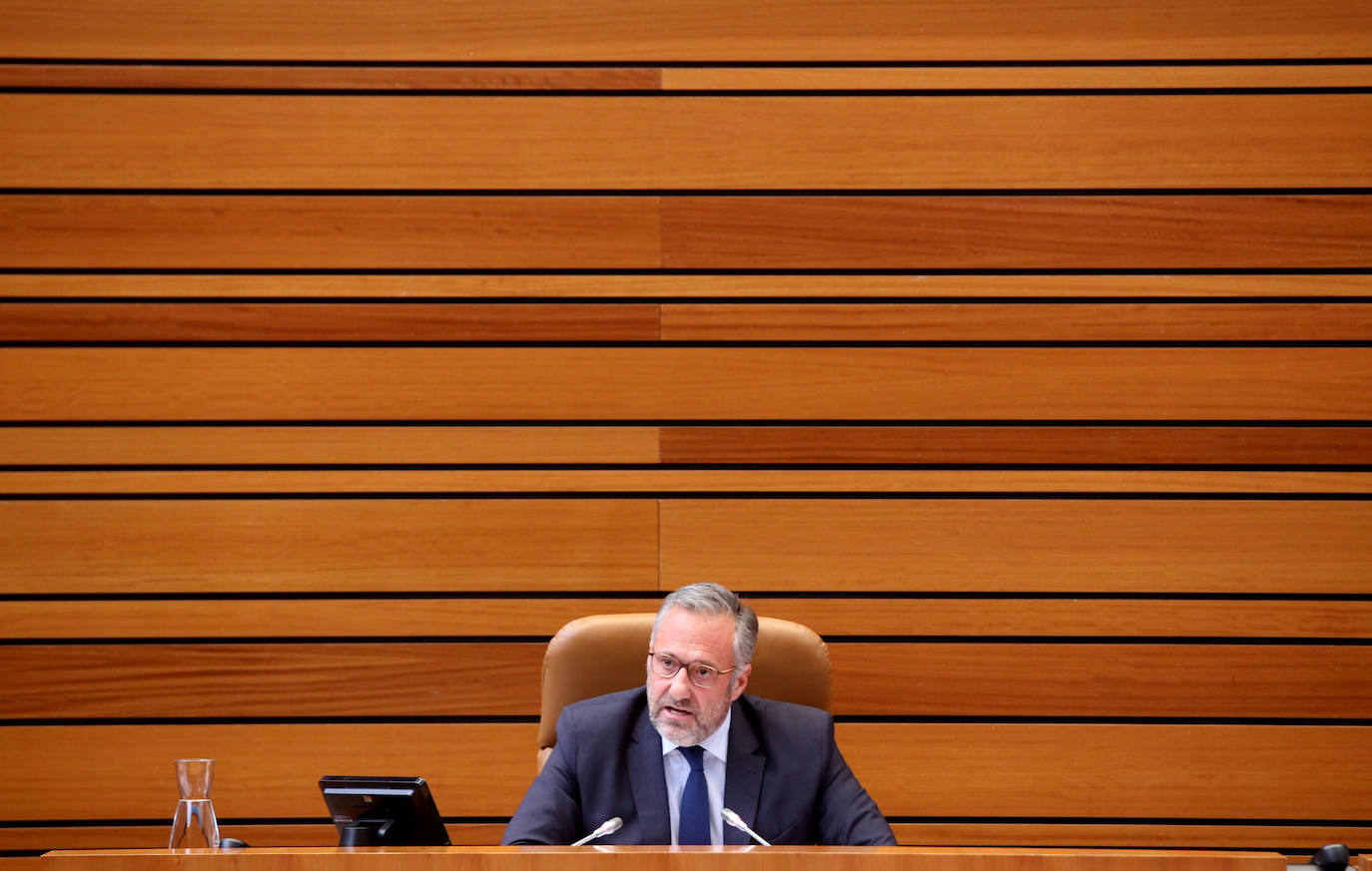 Sesión plenaria en las Cortes con intervención a petición propia del presidente de la Junta, Alfonso Fernández Mañueco, sobre los incendios forestales