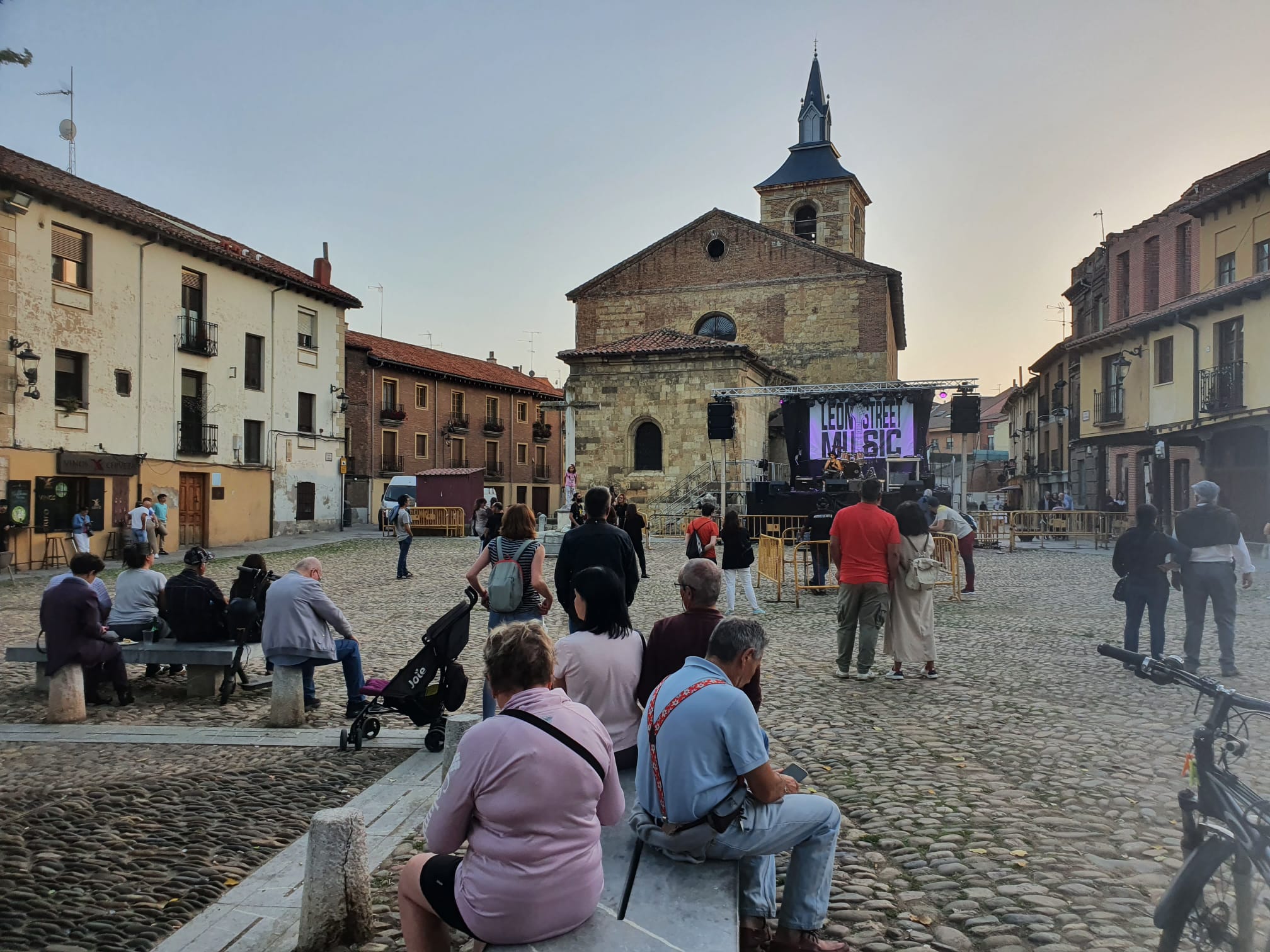 Pilar Cañas fue la encargada de de abrir este evento.