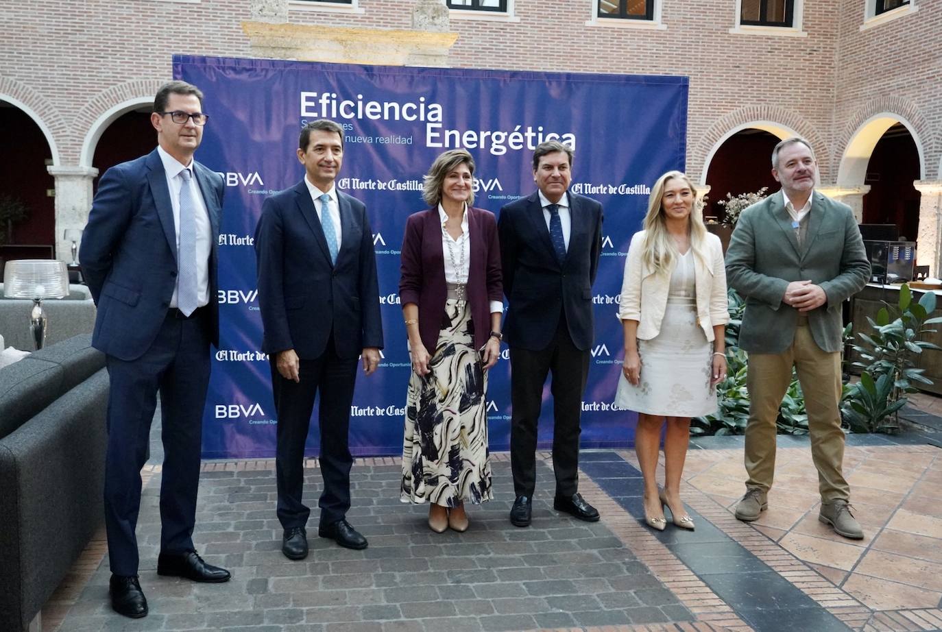 El Norte de Castilla y BBVA organizan el desayuno Informativo 'Eficiencia energética empresarial: soluciones para una nueva realidad'. El consejero de Economía y Hacienda, Carlos Fernández Carriedo, inaugura la jornada, y el responsable de Análisis Económico de BBVA Research, Rafael Domenech, pronuncia la ponencia 'Crecimiento y sostenibilidad: del reto a la oportunidad''.