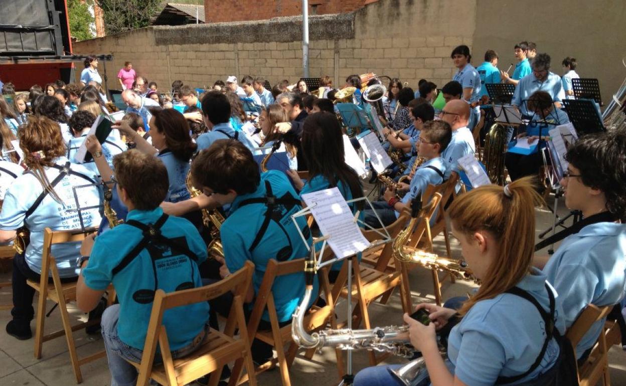 La Banda de la Escuela Municipal de Música de Astorga.