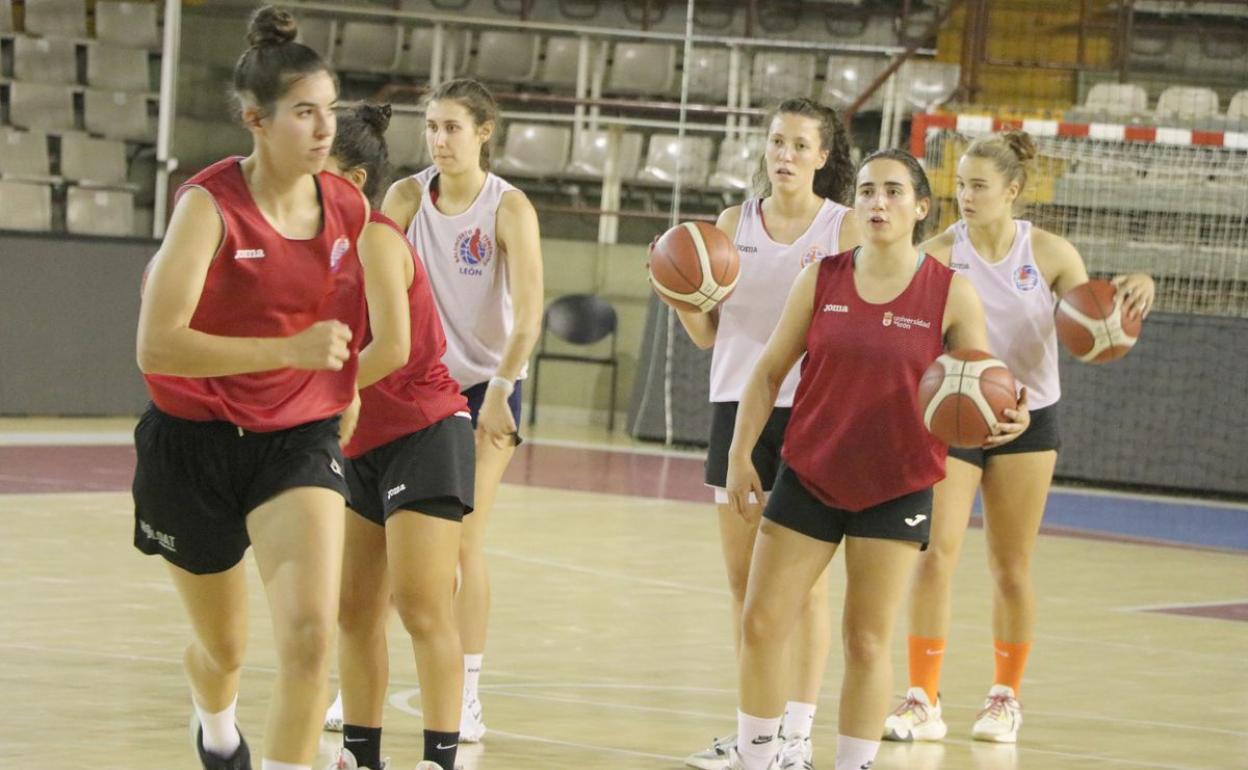 El equipo leonés jugará en Plasencia su primer partido a domicilio del curso.