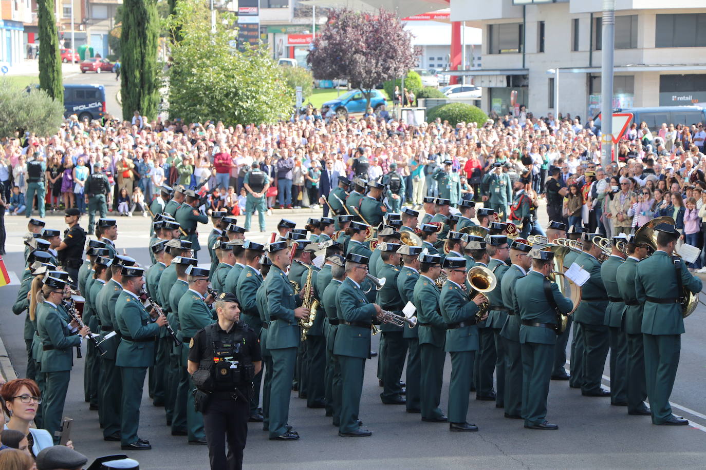 Acto central de la semana institucional de la Guardia Civil en León. 