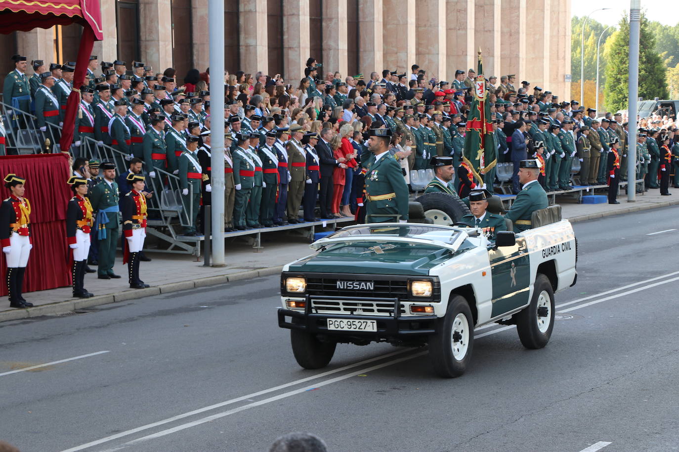 Acto central de la semana institucional de la Guardia Civil en León. 