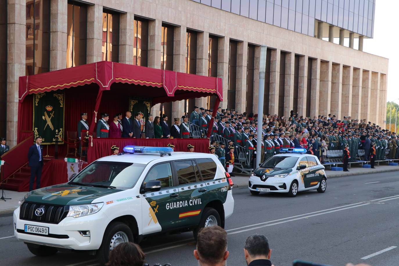 Acto central de la semana institucional de la Guardia Civil en León. 