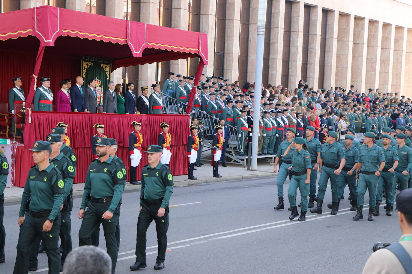 Acto central de la semana institucional de la Guardia Civil en León. 