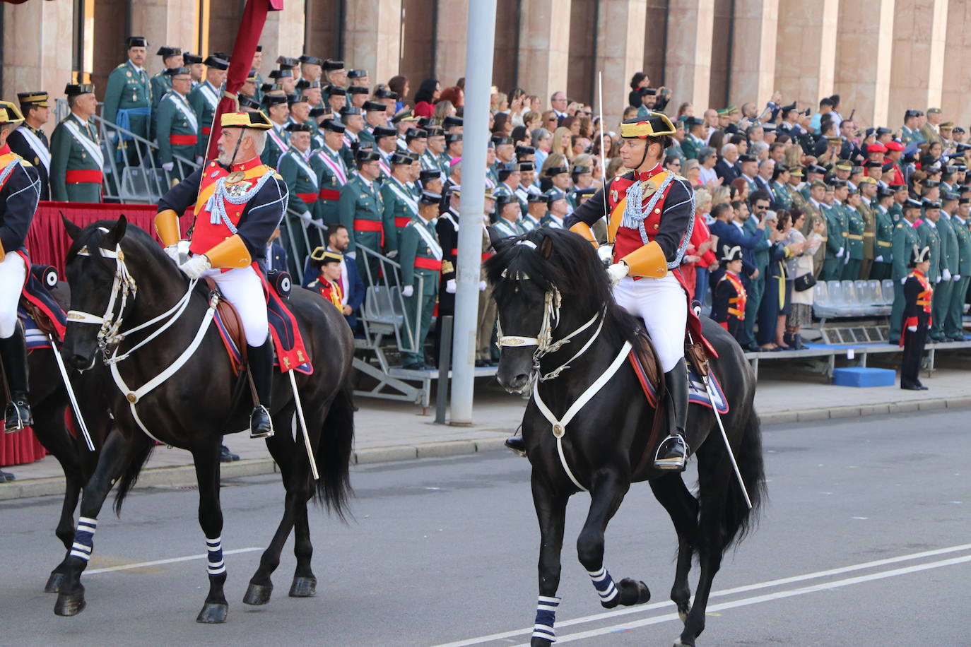 Acto central de la semana institucional de la Guardia Civil en León. 