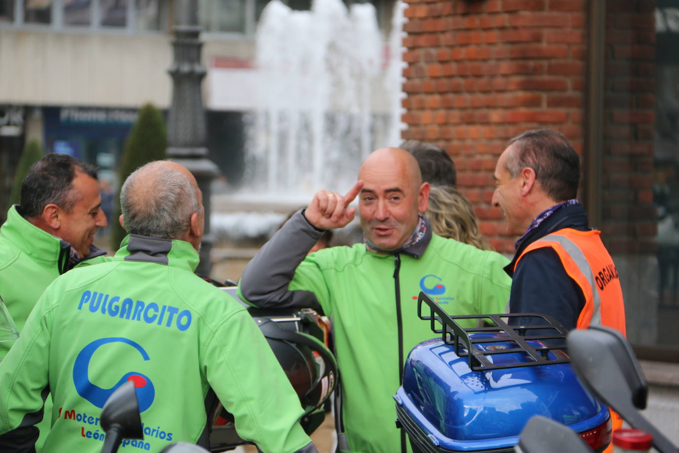 Marcha solidaria de Moteros Solidarios en favor de la Hermandad de Donantes de Sangre de León.