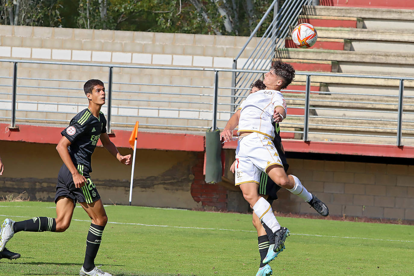 Cultural Leonesa Juvenil - Real Madrid 