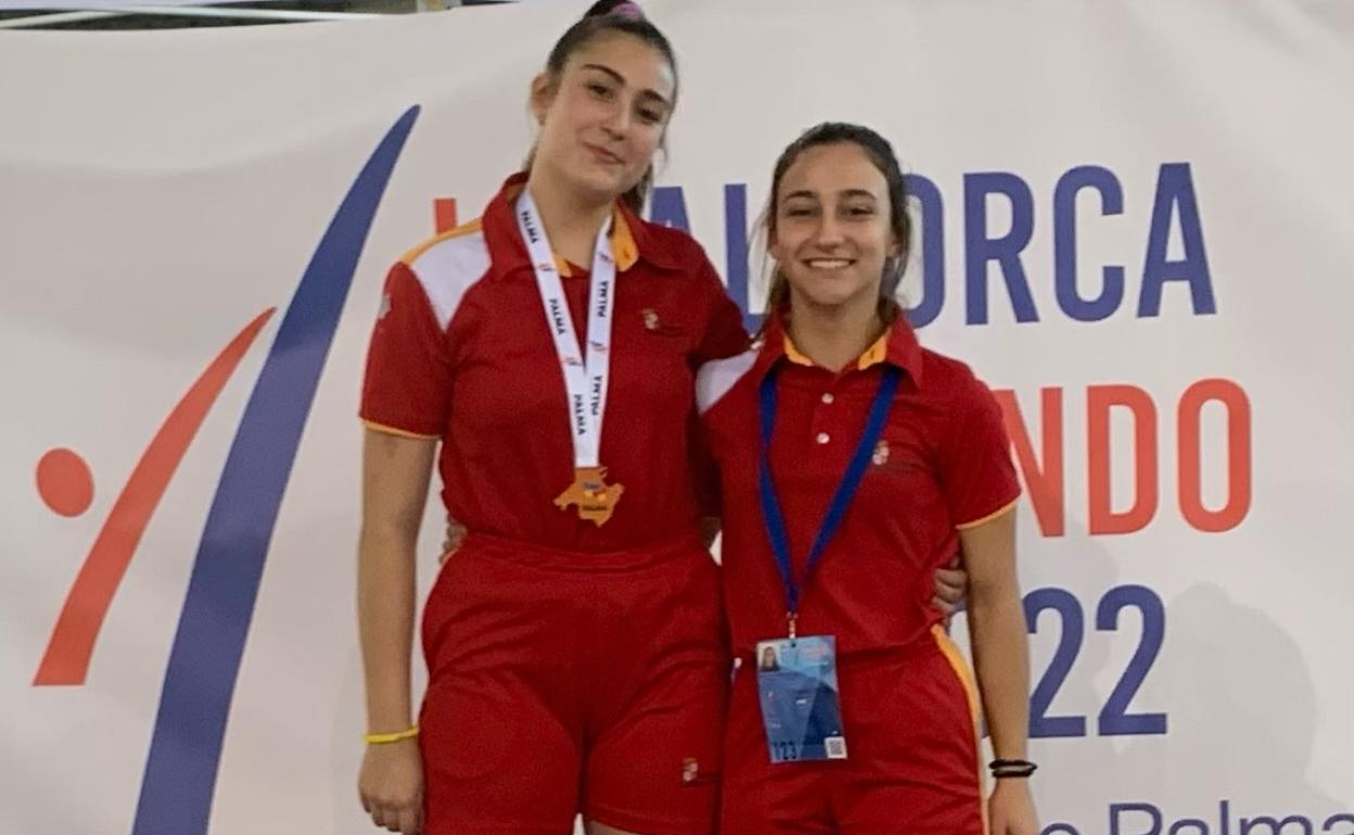 Yessenia Salgado y Susana Llamazares en el Open Ciudadde Palma.