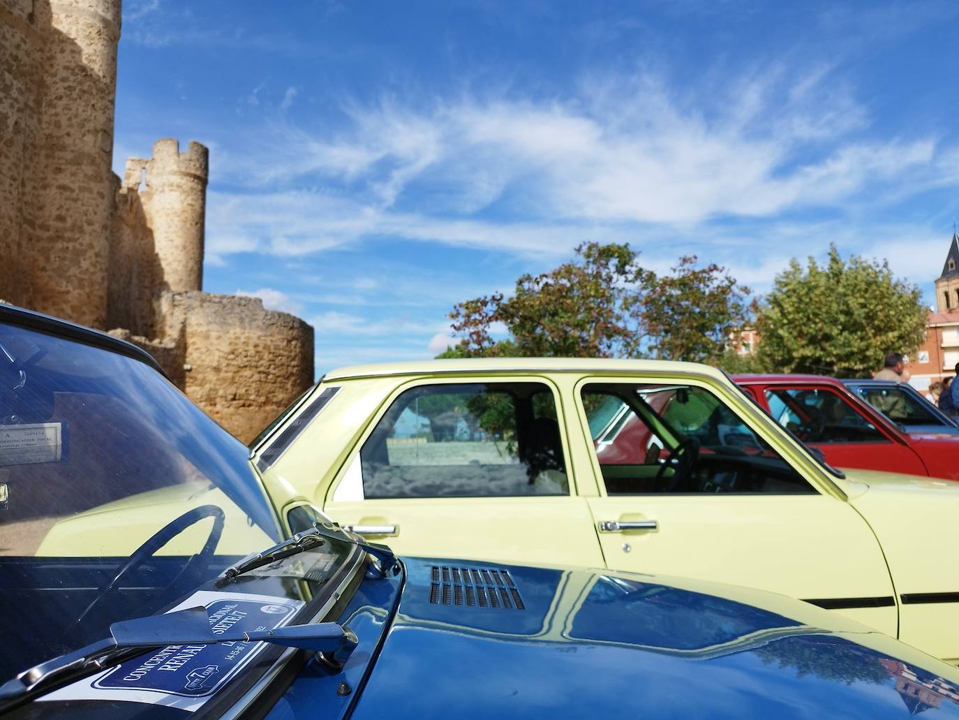 Valencia de Don Juan acoge la concentración nacional de Renaul 7.