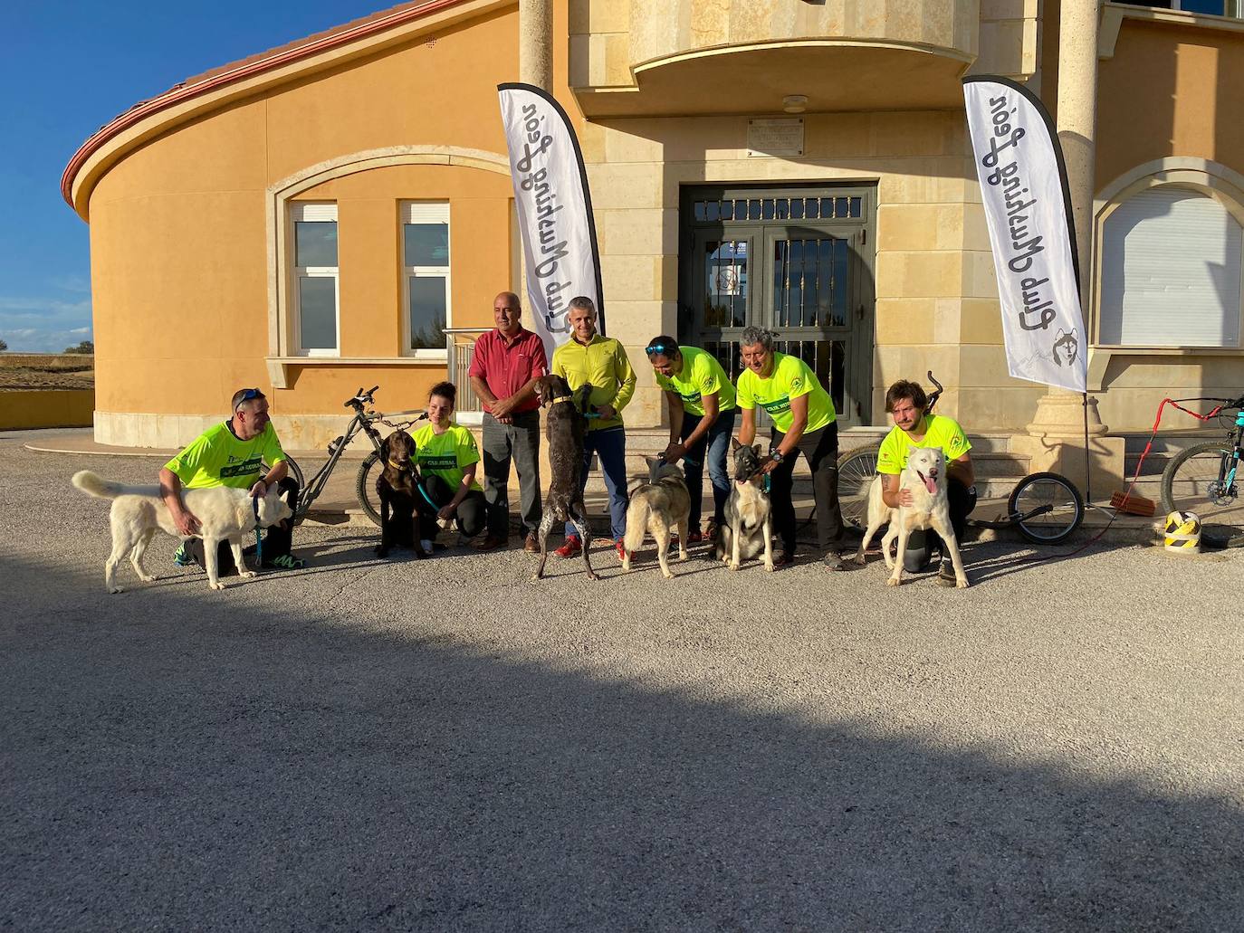 Valdefresno acoge este fin de semana el V Torneo de Mushing de Castilla y León.