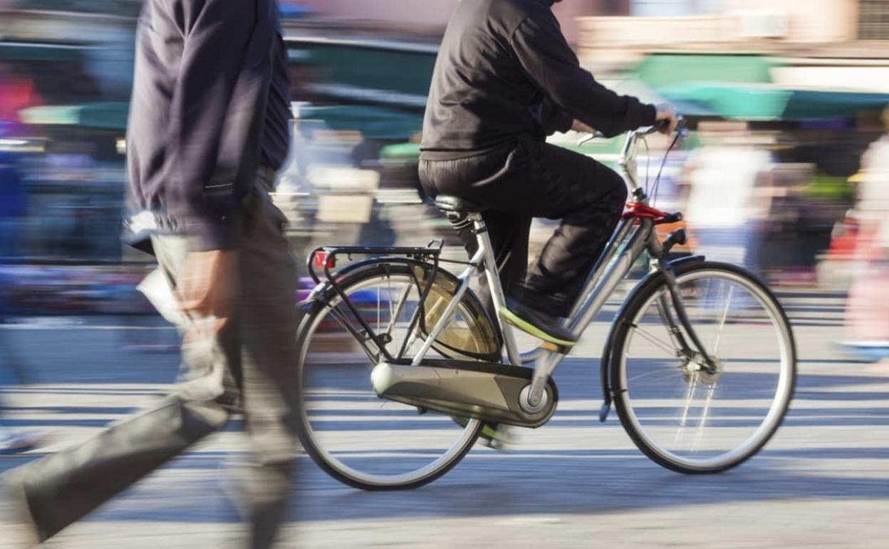 Ciudadanos pide concienciación a los usuarios de las bicicletas. 