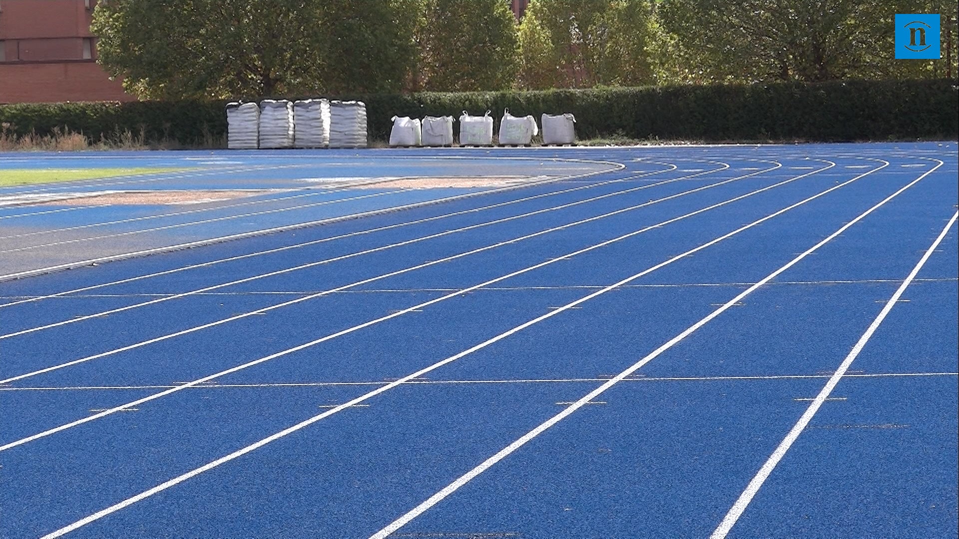 La nueva pista de atletismo de la Ule encara la recta final