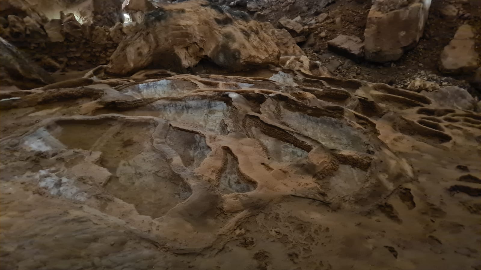 Fotos: Visita a las cuevas de Valporquero