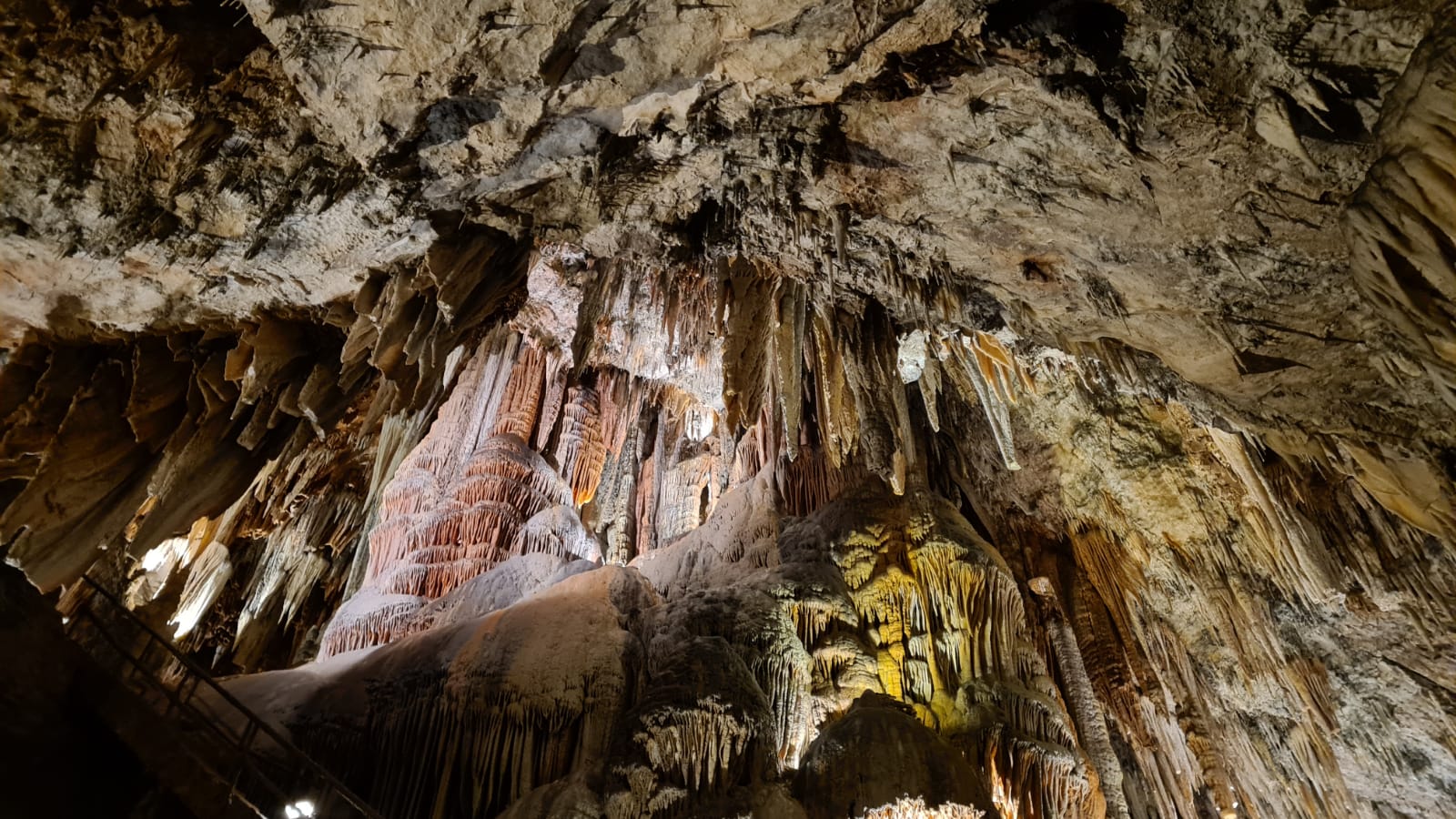Fotos: Visita a las cuevas de Valporquero
