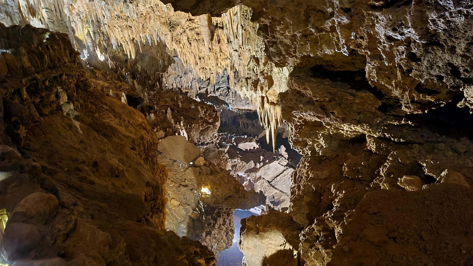 Fotos: Visita a las cuevas de Valporquero