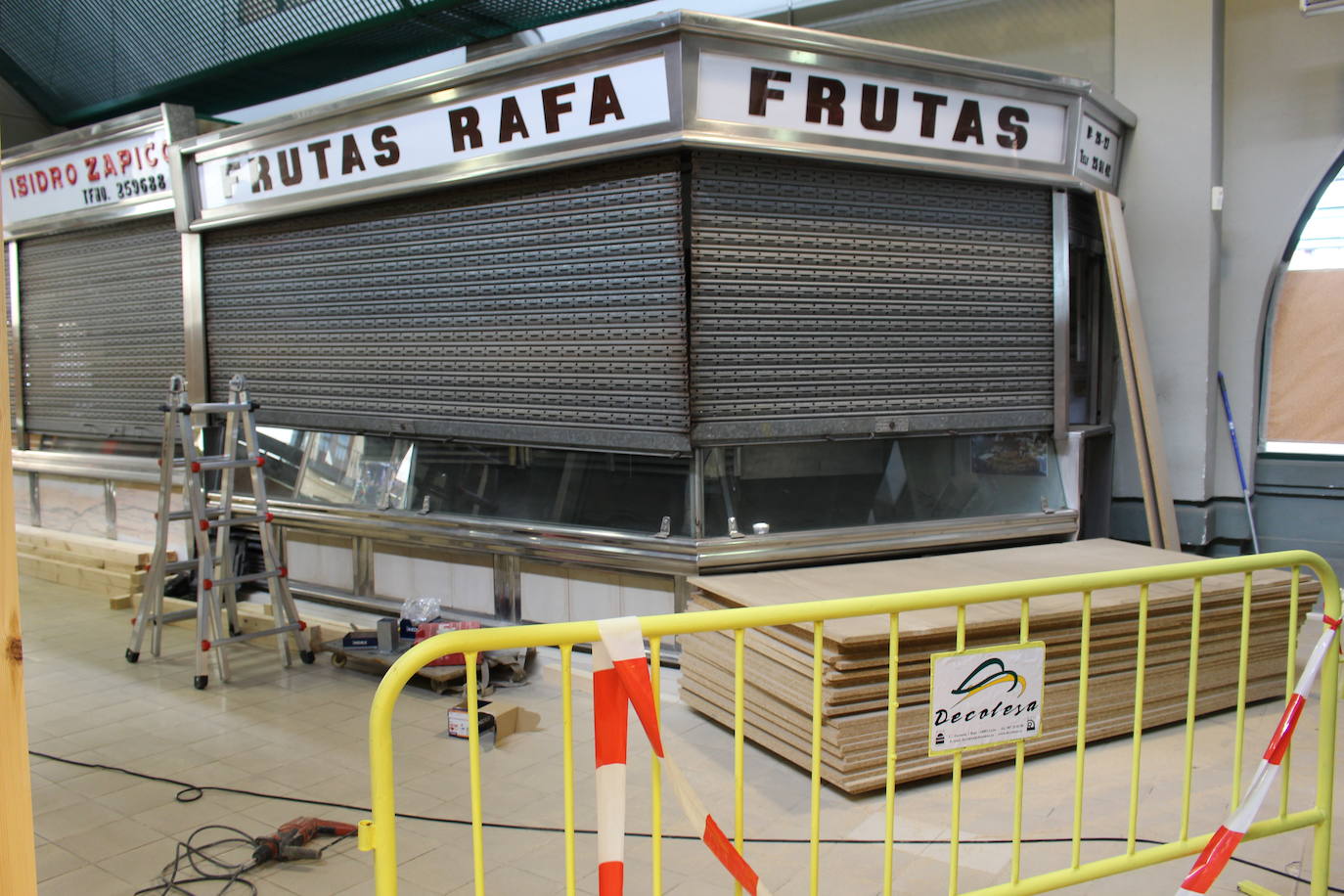 Fotos: Obras en el Mercado del Conde Luna