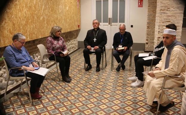 Galería. Reunión de los representantes de las religiones.