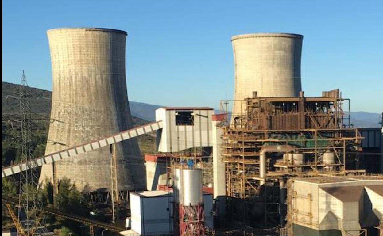 Las dos torres de refrigeracion de la térmica de Cubillos del Sil volarán por los aires «antes de que acabe el año». 