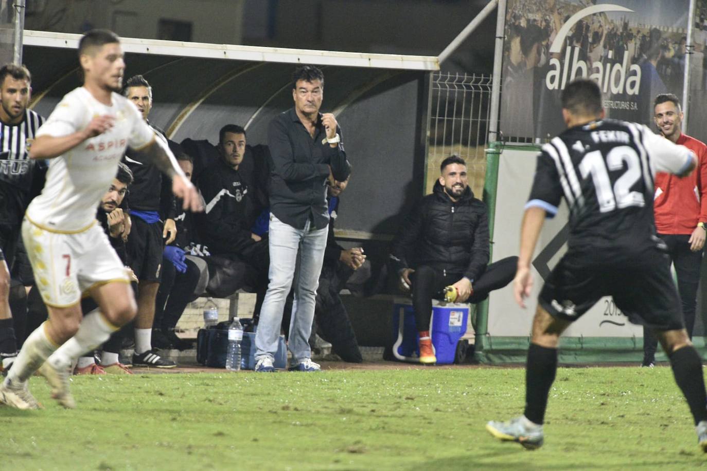 Partido correspondiente a la jornada 10 de la Primera RFEF.