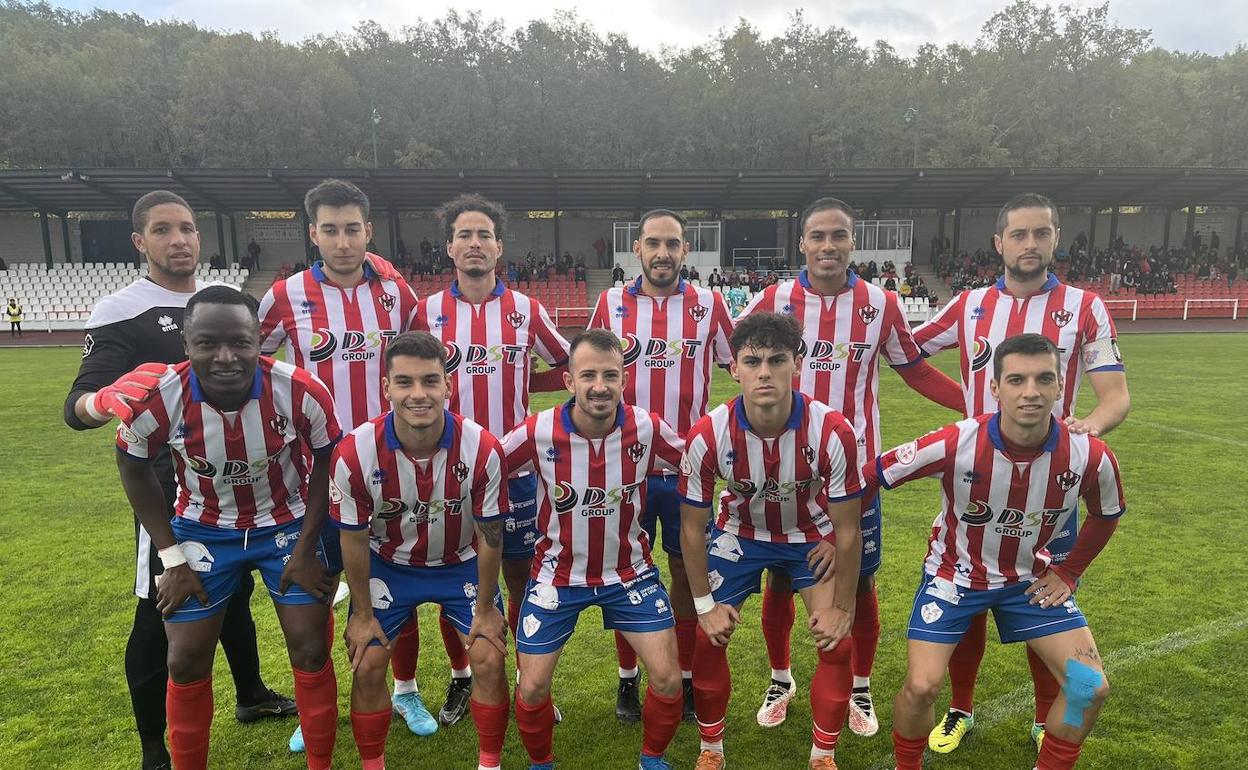 El Atlético Bembibre visita a uno de los favoritos de la Tercera RFEF.